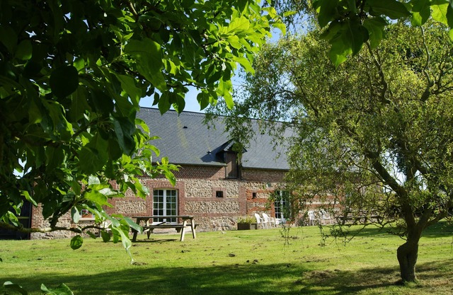 Charming Normandy cottage chestnut 15 km from Etretat in Upper Normandy