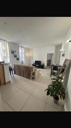 Charmant appartement au cœur de Nîmes