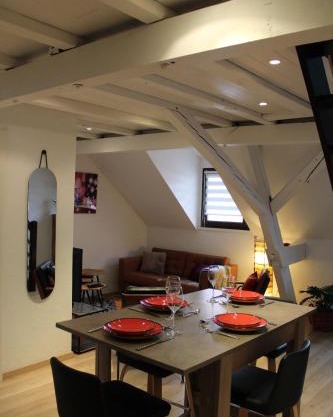 Charmant duplex privatisé, climatisé, 2 chambres