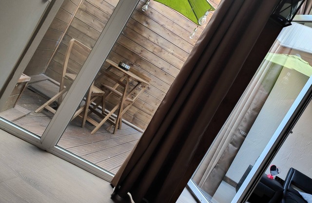 Charmant Hébergement Avec Jaccuzi et Sauna Privatif