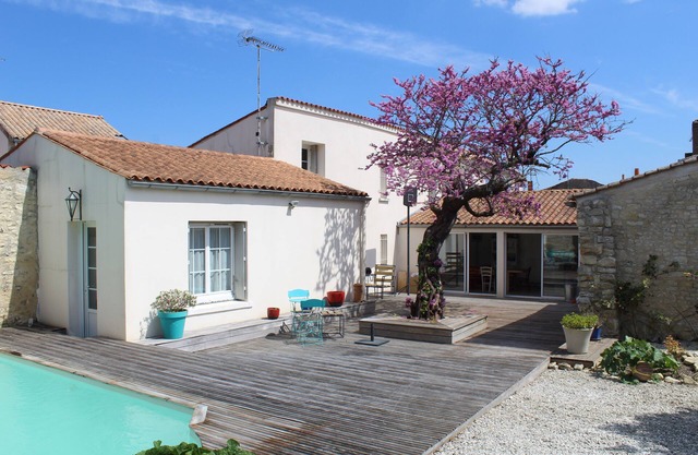 Charmante Maison de Centre-bourg Avec Piscine