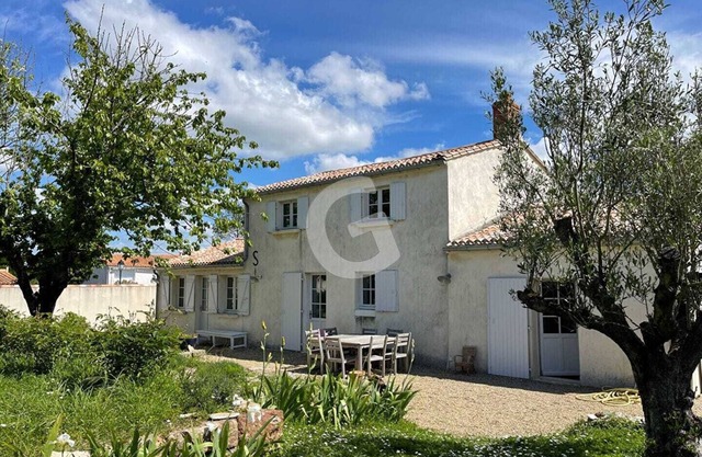 Charmante Maison de Village Avec Linge-plage 12km