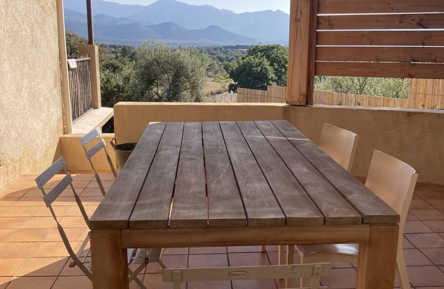 Charmante Petite Maison Avec Piscine Proche de la Plage
