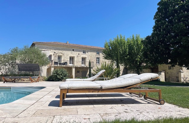 Charming loft in estate with swimming pool in the heart of the gorges de l'ardeche