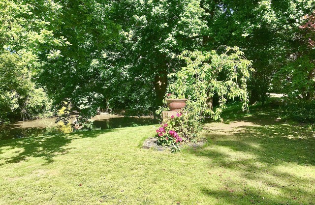 Charming 1-Bedroom Apartment near South Downs