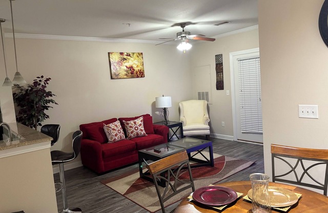 Charming 1-bedroom apartment in phenomenal Charlotte with WiFi, fitness room