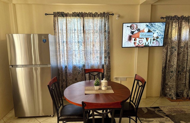 Charming 1-bedroom apartment at the marvelous Castle Berry Unit208 with WiFi, AC