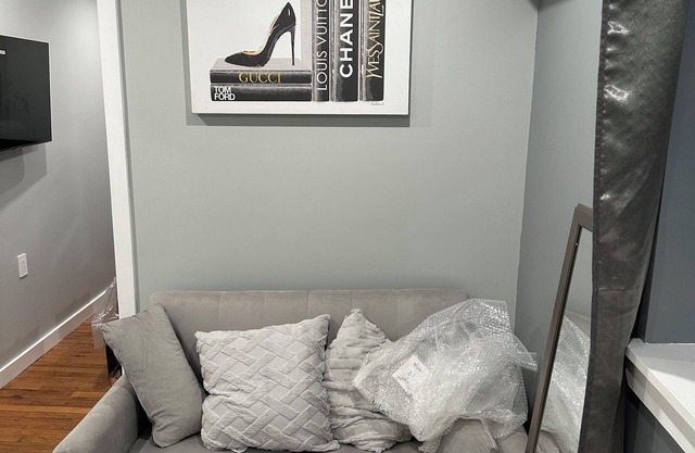 Charming 1-bedroom apartment with WiFi, AC in wonderful Brooklyn
