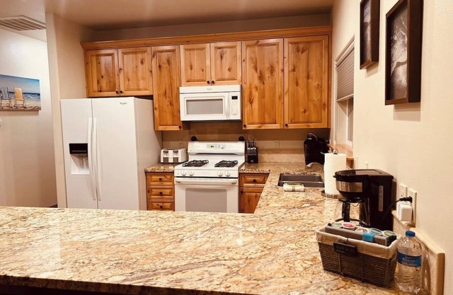 Charming 1-bedroom apartment with WiFi, AC in rural Minden