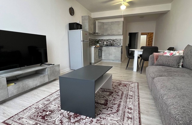 Charming 1-bedroom apartment in Eymet square