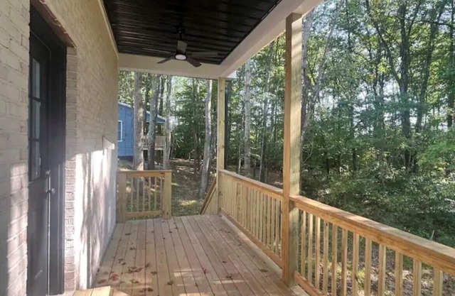 Charming 1-bedroom fish shack in Somerset with WiFi and AC