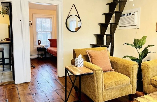 Charming 1 Bedroom in the middle of downtown Nyack
