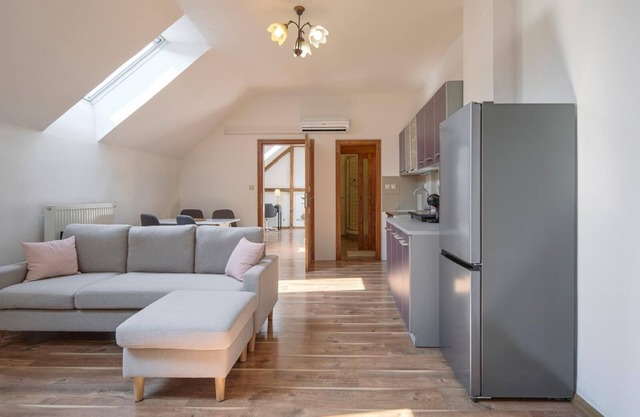 Charming 1-bedroom apartment with AC, WiFi in Kosice - center