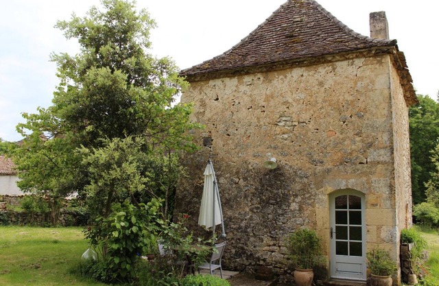 Charming 17th-Century Farmhouse with Modern Comforts, Terrace & Pastoral Views