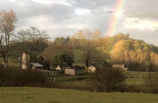 Charming 1930’s Farmhouse located between Boone & West Jefferson, NC!