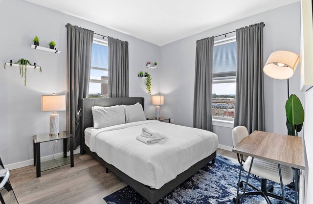 Charming 1BR Near Encore 4247