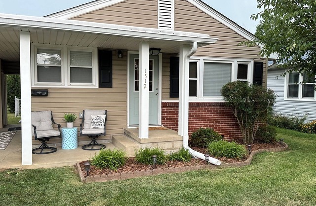 Charming 2 Bed/2 Bath Retreat on Warpath Drive - Your Perfect Home Awaits!