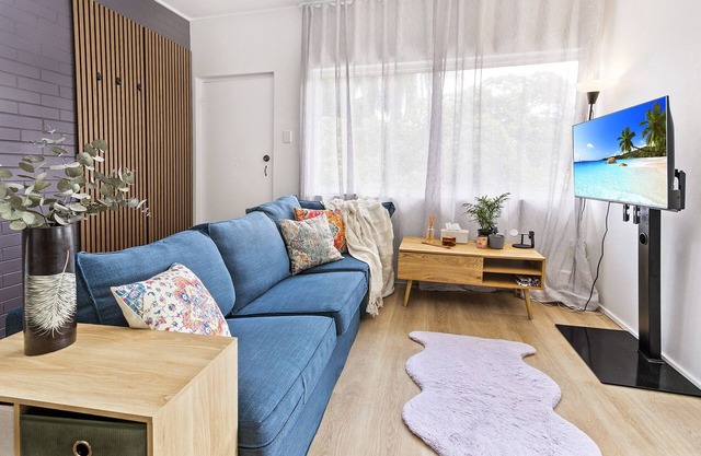 Charming 2-Bed Near River & City of Brisbane