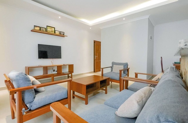 Charming 2-bedroom apartment with WiFi in Kigali