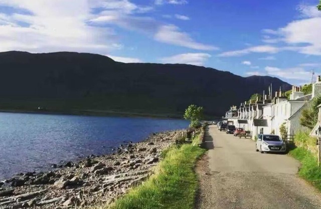 Charming 2-bedroom cottage in Applecross with WiFi access