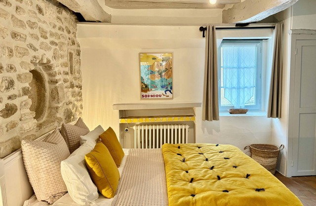Charming 2-bedroom house in a historic and beautiful village