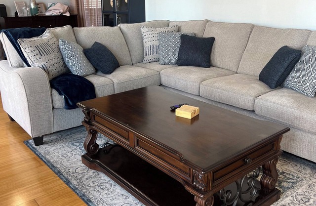 Charming 2-bedroom house in Bella Vista with private access to Tunnel Vision.