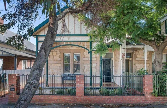 Charming! 3 Bed Garden by Beach