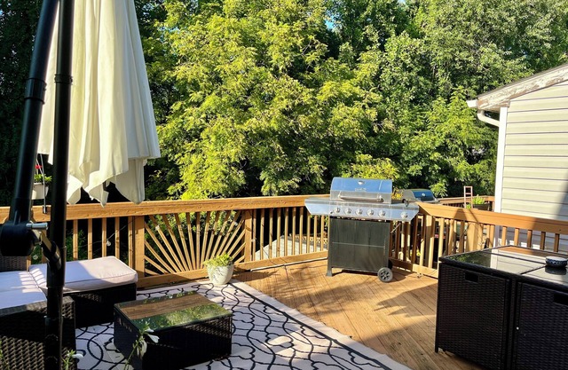 Charming 3-bedroom boho-chic townhome in Abingdon close to I95