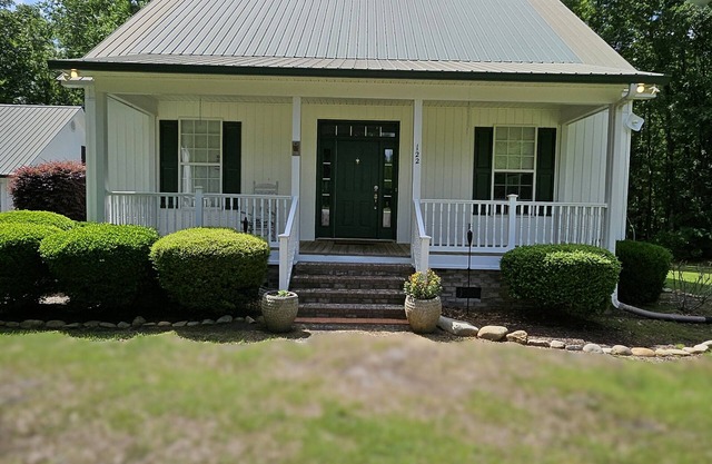 Charming 3-bedroom house with AC, WiFi in fantastic Eutawville