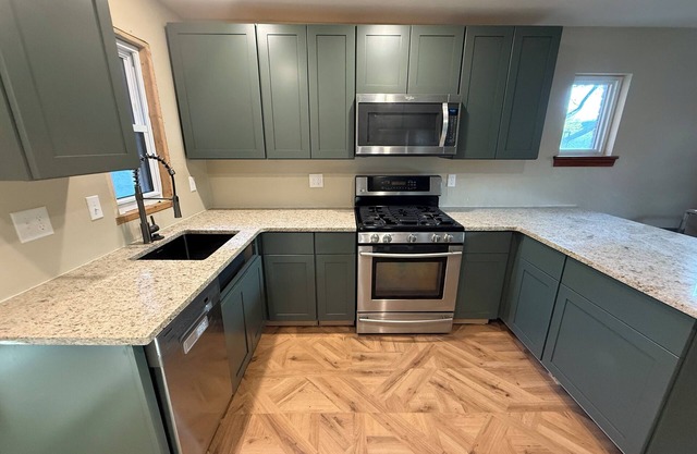 Charming 3-bedroom house in Oakmont with AC, WiFi