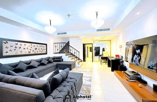 Charming 3-Bedroom Villa in JVC Dubai - Ideal Home for Modern Living