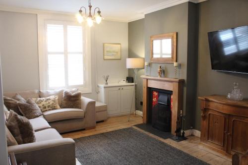 Charming 4-Bed in Llangollen
