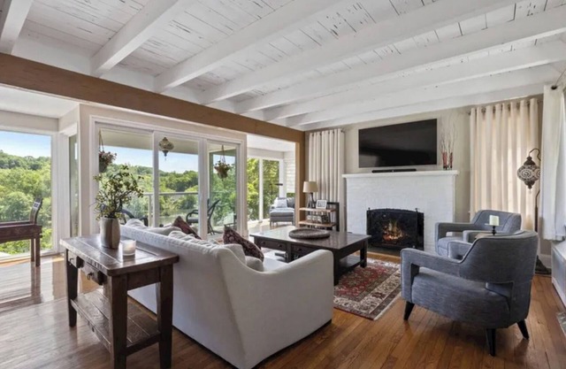 Charming 4-bedroom country house 40 minutes from NYC