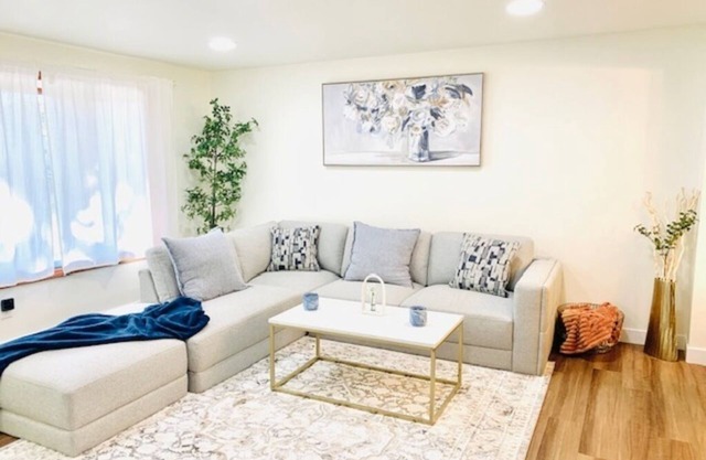 Charming 4-bedroom house entire house fully fenced