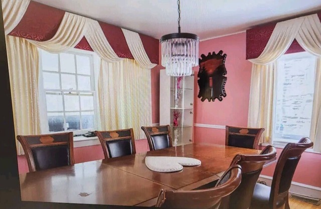 Charming 4-bedroom house with AC and WiFi in Upper Darby