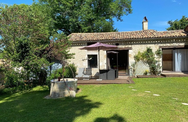 Charming 4* country gîte near Bergerac