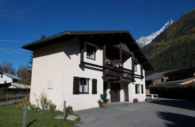 Charming apartment in a chalet In Chamonix, quiet area