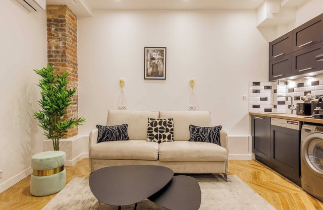 Charming Apartment 2BR/6P - Gare de l'Est