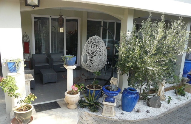 Charming apartment 50 metres from the beach