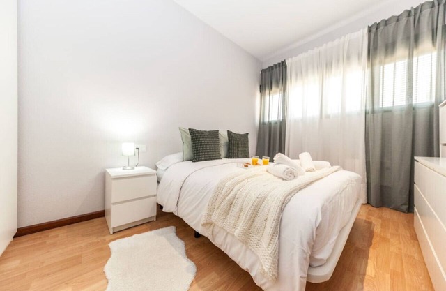 Charming Apartment in Gijón Private Garden