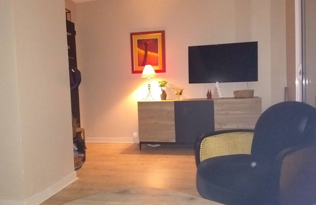 Charming apartment, near city center Private parking