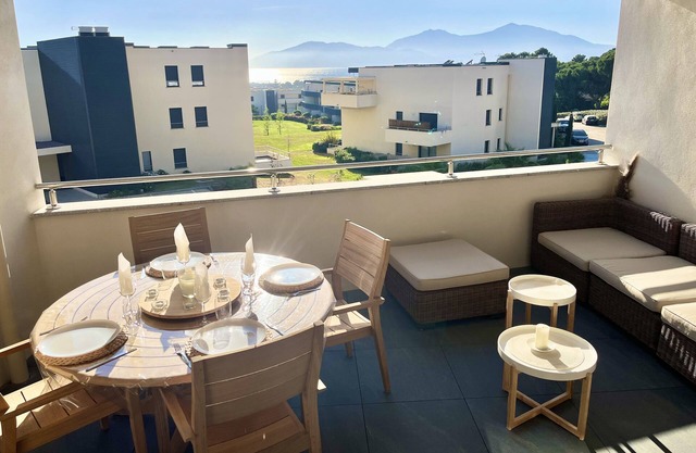 Charming apartment overlooking the Gulf of Ajaccio!