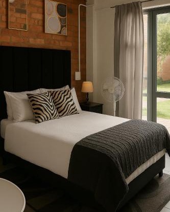 Charming apartment With Private Balcony