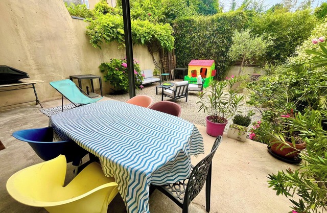 Charming apartment with garden City center