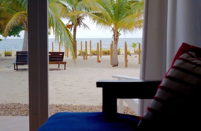 Charming Beachfront Suite on Placencia Sidewalk