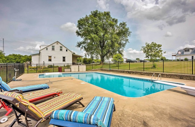 Charming Berger Apt on 42-Acre Farm w/Pool Access