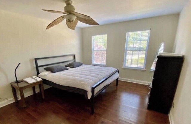 Charming Big 4 Bedroom Home In Lake Villa