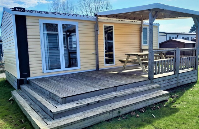 Charming Breebos Getaway