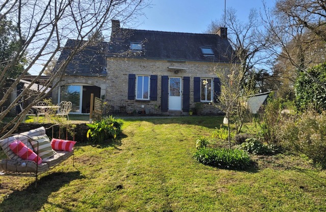 charming Breton house near the Gulf of Morbihan
