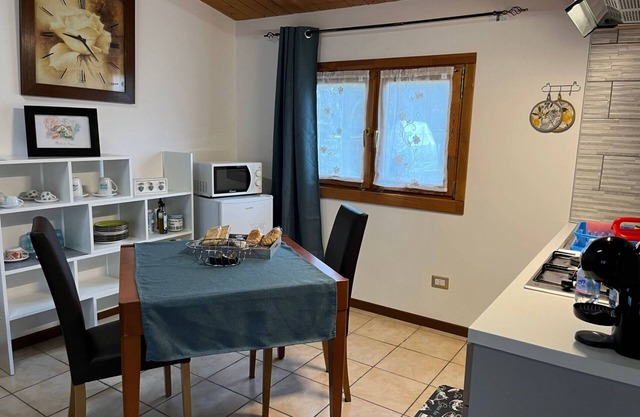 Charming chalet with WiFi and AC in lovely Rubano